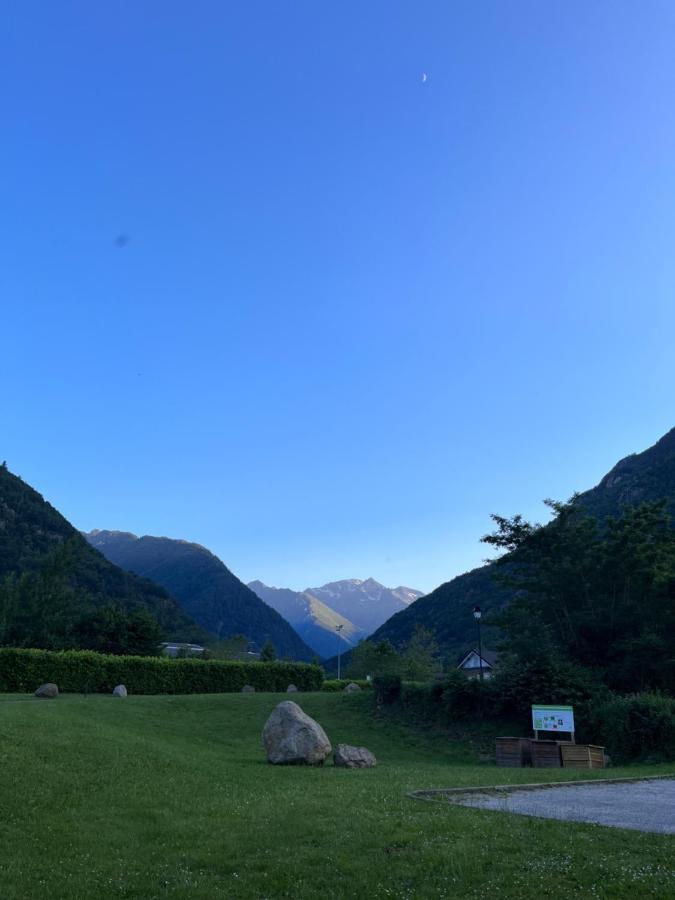 فندق Auberge Du Montcalm Auzat المظهر الخارجي الصورة